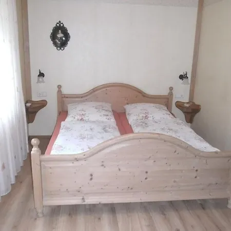 Waldfrieden Guest house Maring-Noviand