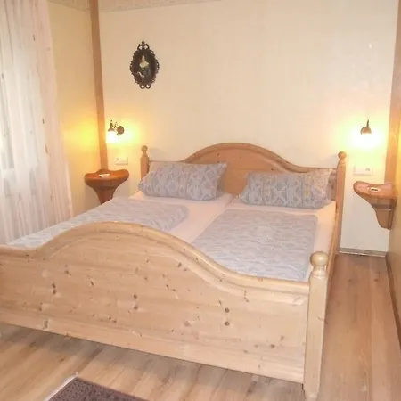 Guest house Waldfrieden Maring-Noviand