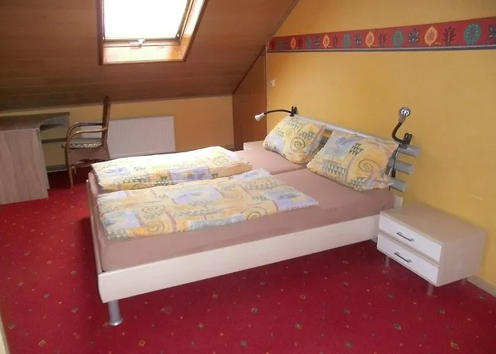 Waldfrieden 매링노비안드