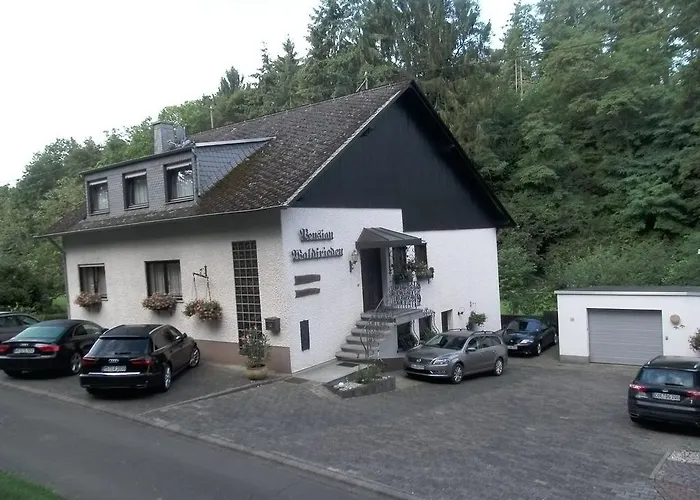 Waldfrieden 매링노비안드