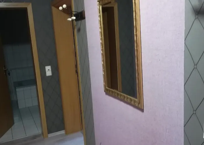 Waldfrieden 매링노비안드